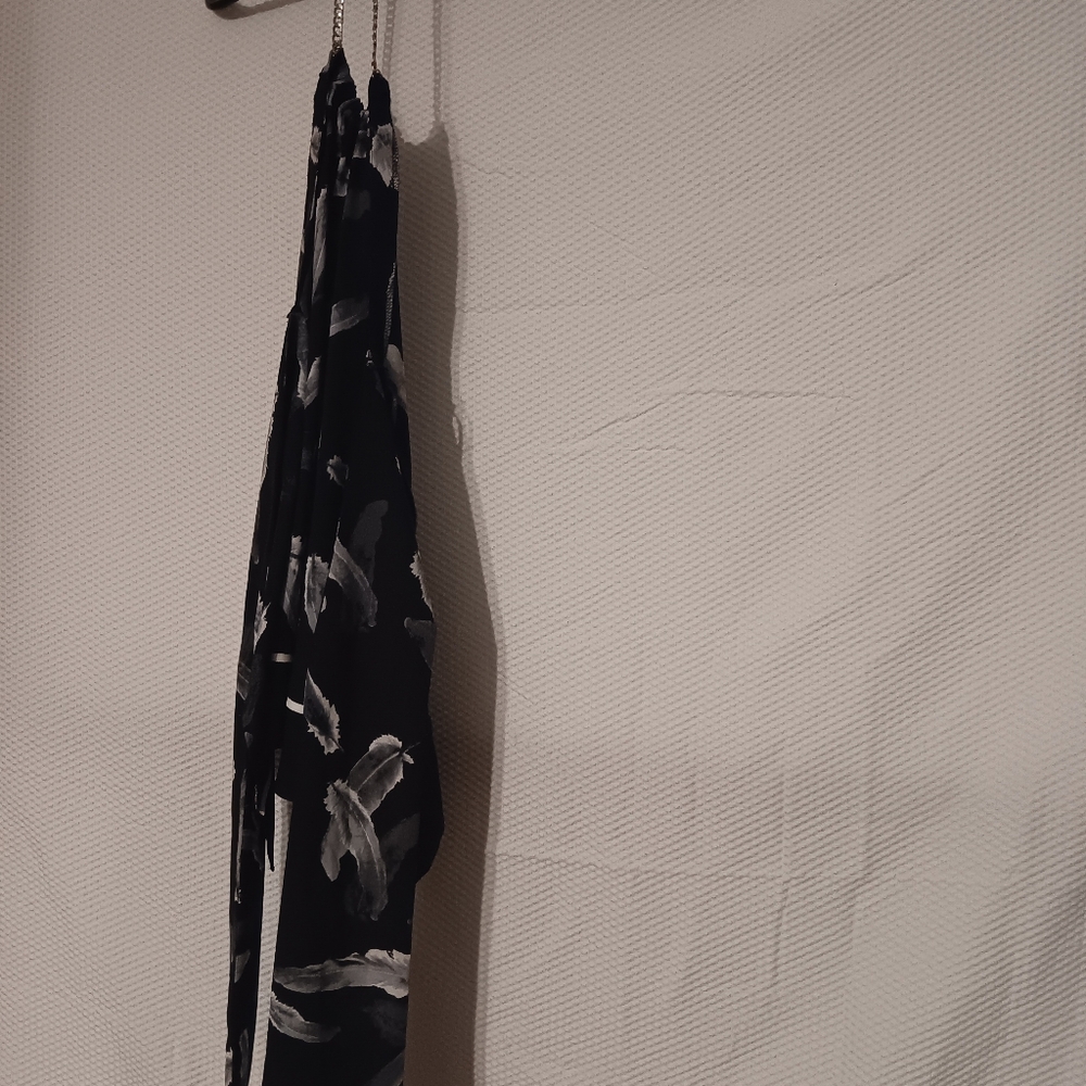 Black and White Patterned Tie Back Blouse